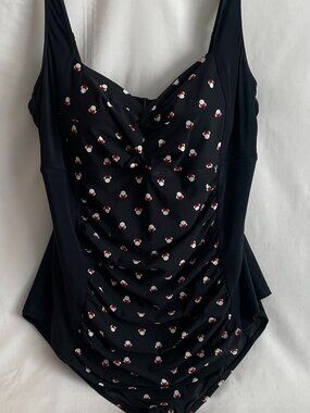 Torrid x Disney Minnie Mouse Polka-Dot one-piece swimsuit - Size 4X